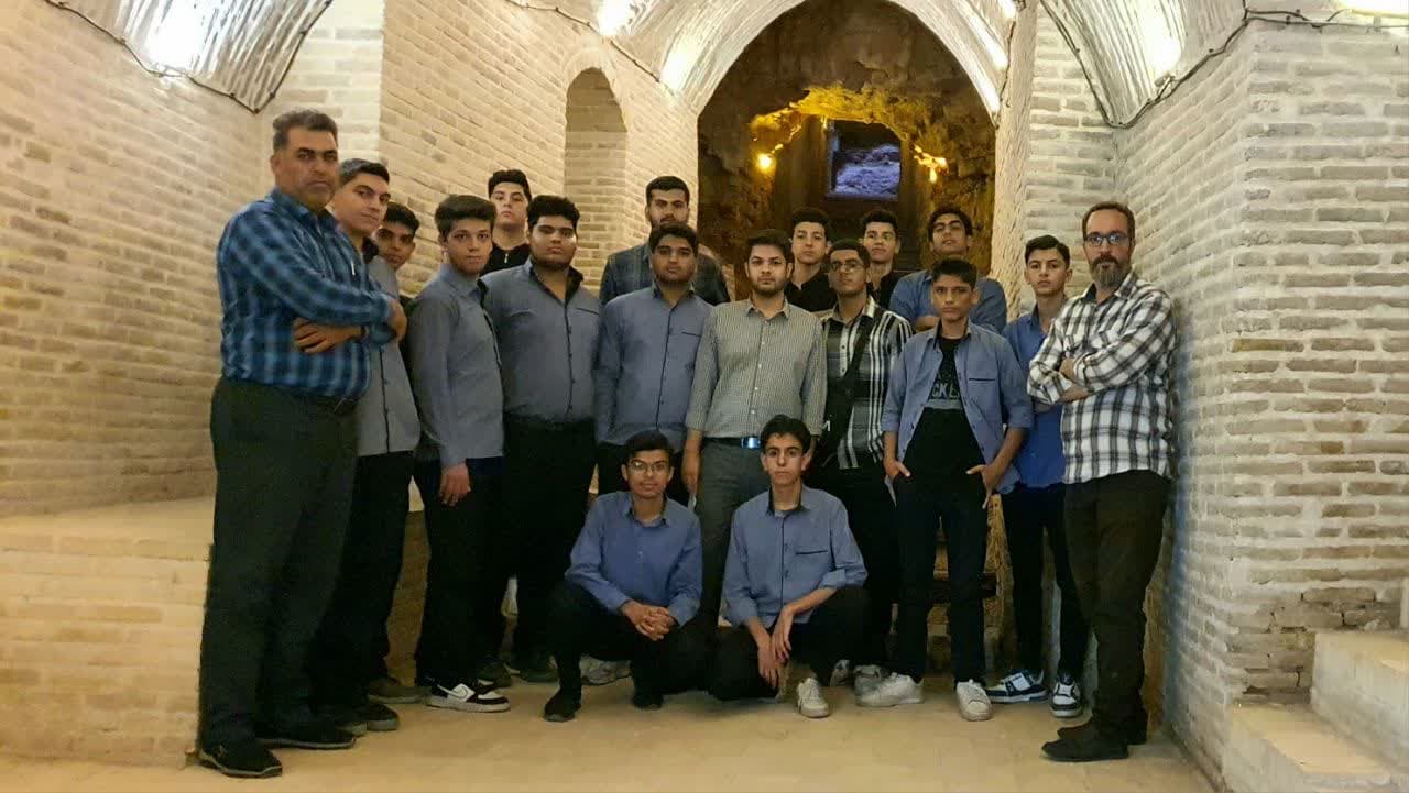 بازدید علمی- تفریحی وآموزشی بوم گردی