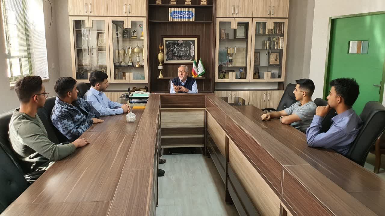 اولین جلسه شورای دانش آموزی